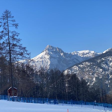 Bardo Escape Apartment Bardonecchia Bagian luar foto