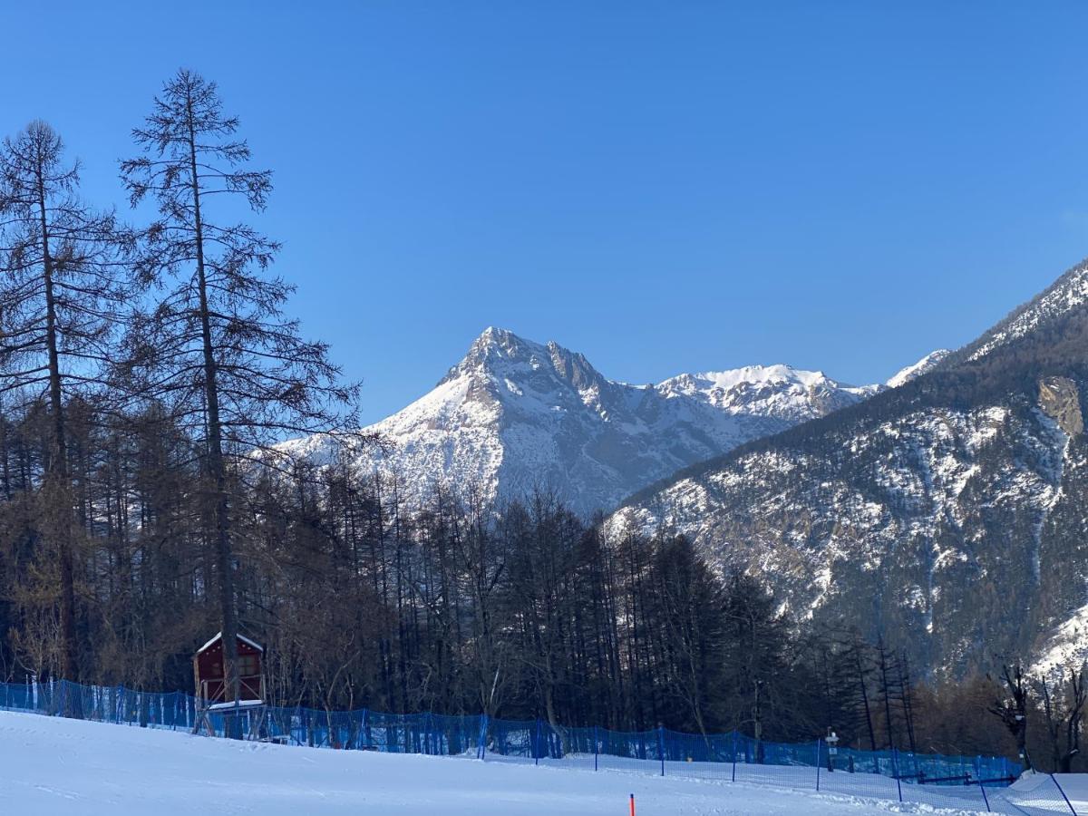 Bardo Escape Apartment Bardonecchia Bagian luar foto