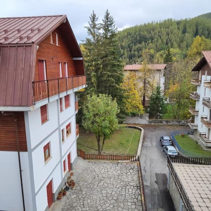 Bardo Escape Apartment Bardonecchia Bagian luar foto