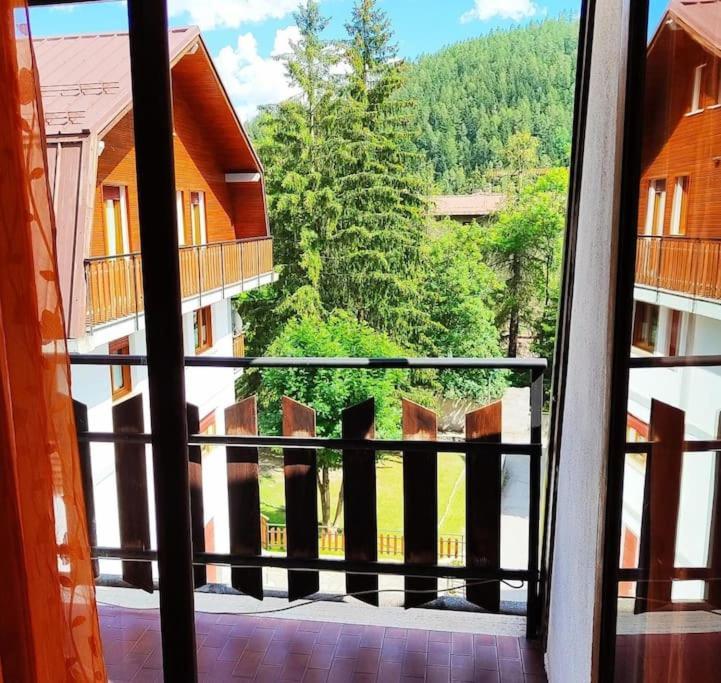 Bardo Escape Apartment Bardonecchia Bagian luar foto